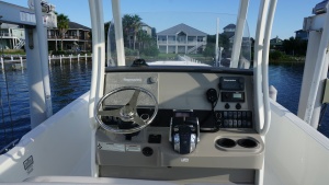 27ft Boston Whaler Yacht For Sale