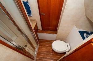 MoonTan 65ft Hatteras Yacht For Sale