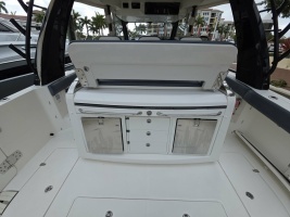 BFT 42ft Boston Whaler Yacht For Sale