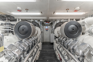 Active Octo 104ft Destiny Yacht For Sale