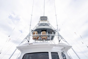 2003 Viking 45 Convertible thumbnail 9