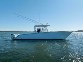 Reel Escape 38ft SeaHunter Yacht For Sale