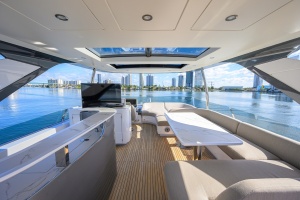 DT78 78ft Azimut Yacht For Sale