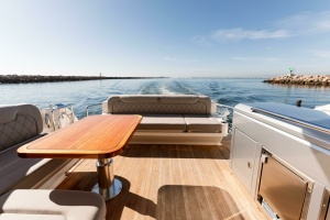VENTURES64 48ft Riviera Yacht For Sale
