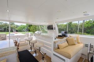 Midnight Moon 85ft Horizon Yacht For Sale