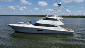 Photo 6159265 for 2016 Viking 92 Enclosed Bridge Touché 2016 92 Viking Enclosed Bridge Touche Exterior (7)