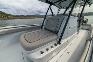 33ft Valhalla Boatworks Yacht For Sale