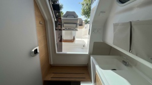 In Stock 2024 Nimbus T8 314 26ft Nimbus Yacht For Sale