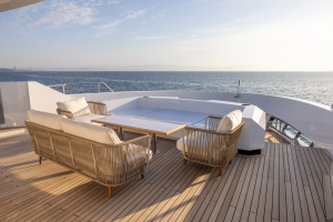 BEE EXPLORER 116ft Custom Yacht For Sale