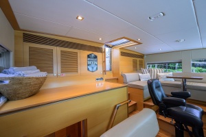 Midnight Moon 85ft Horizon Yacht For Sale