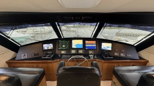 2007 64 Viking Enclosed Bridge Reel Blues Bridge