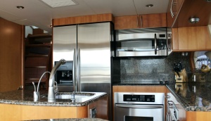 Kathleen 74ft Lazzara Yachts Yacht For Sale