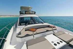 Miss Tracy Lane 60ft Cruisers Yachts Yacht For Sale