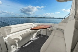 2007 Tiara Yachts 4300 Sovran thumbnail 10