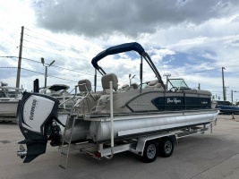 ONCE AGAIN 25ft Manitou Yacht For Sale