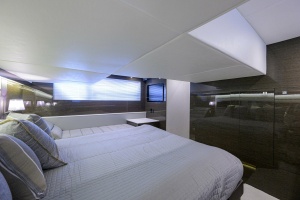 4th Quarter 46ft Cruisers Yacht For Sale