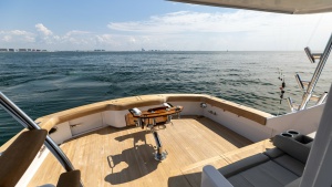 On the DL 65ft Hatteras Yacht For Sale