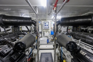 Midnight Moon 85ft Horizon Yacht For Sale