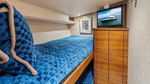 Guest Stateroom with Bunk Beds