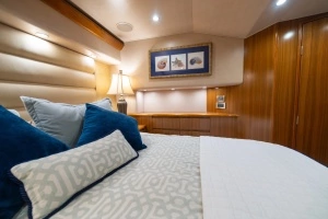 2012 Viking 60 Convertible thumbnail 54