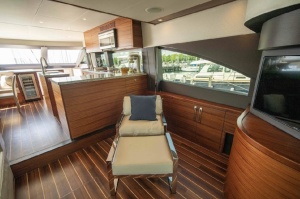 OVATION 60ft Hatteras Yacht For Sale