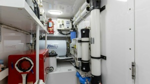 Badonkadonk 76ft Whiticar Yacht For Sale