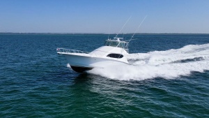 2008 54 Hatteras Convertible American Made Exteriors (3)