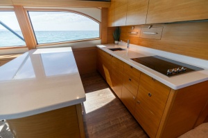 KNOT on CALL 60ft Hatteras Yacht For Sale