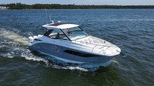 Raya Sunshine 32ft Sea Ray Yacht For Sale