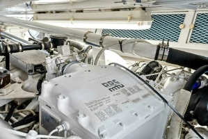 2002 Viking 65 Convertible thumbnail 68