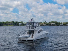 LA DOLCE VITA 47ft Sea Ray Yacht For Sale