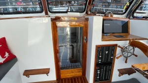 BEAR FLAG 3 0 35ft Donelle Yacht For Sale
