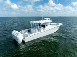 2024 Yellowfin 42 Offshore thumbnail 37