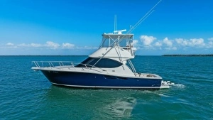 2013 Tiara Yachts 3900 Convertible thumbnail 54
