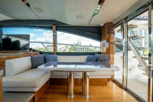 Princess 65 - Dinette