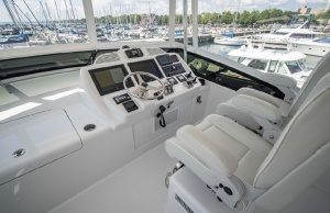 OVATION 60ft Hatteras Yacht For Sale