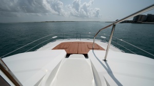 Hey Beautiful 44ft Aquila Yacht For Sale