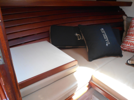 Dazzler 30ft Lyman Yacht For Sale