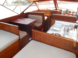 Dazzler 30ft Lyman Yacht For Sale