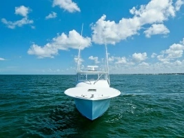 2018 Custom Carolina 35 Express thumbnail 6