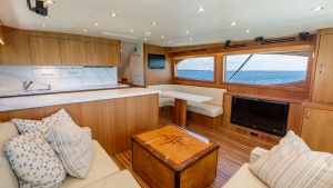 Knot Diggin 60ft Hatteras Yacht For Sale