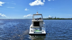 SEAS THE DAY 40ft Carver Yacht For Sale