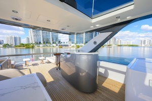 DT78 78ft Azimut Yacht For Sale