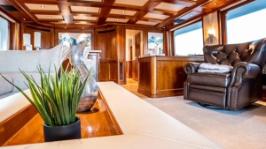 Dozer 98ft Queenship Yacht For Sale