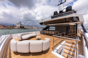 DUCALE 120 120ft Ocean King Yacht For Sale