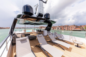 DUCALE 120 120ft Ocean King Yacht For Sale