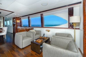 Serendipity 94ft Lazzara Yachts Yacht For Sale