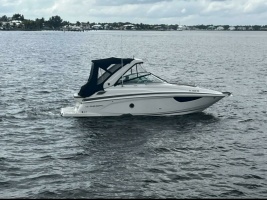 28ft Regal Yacht For Sale