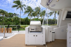 Midnight Moon 85ft Horizon Yacht For Sale