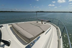 2022 Prestige 590 Flybridge thumbnail 53